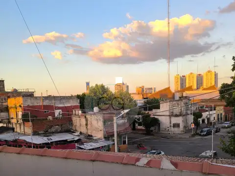Venta Monoambiente 1° Piso .Avellaneda