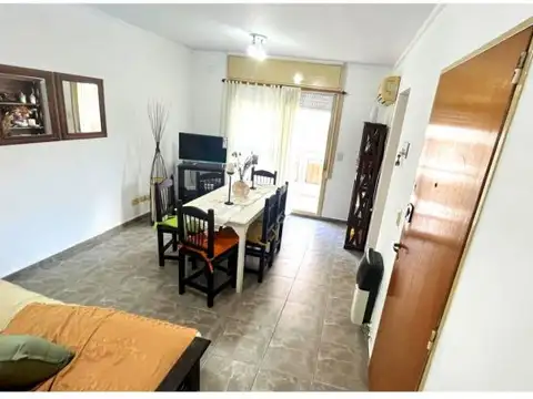 Departamento de 1 dormitorio en Alquiler Temporario. Centro Rosario. Sarmiento al 1100.