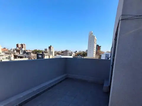 Brown 2700, Piso 3°
