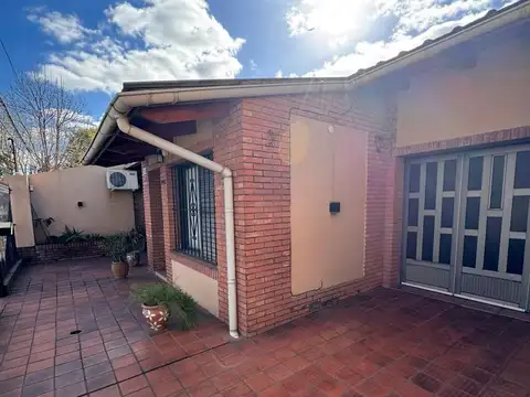 Casa en Venta en Granadero Baigorria, USD 154.000