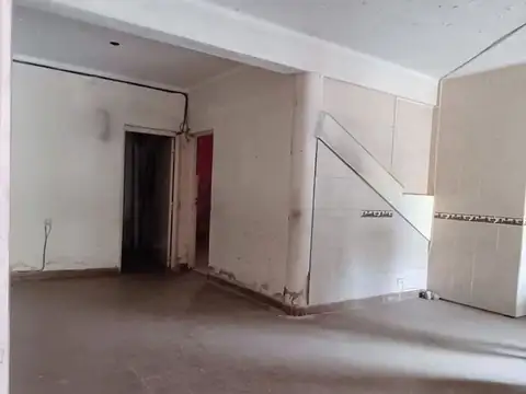 Depto Tipo Casa en Venta de 4 dormitorios