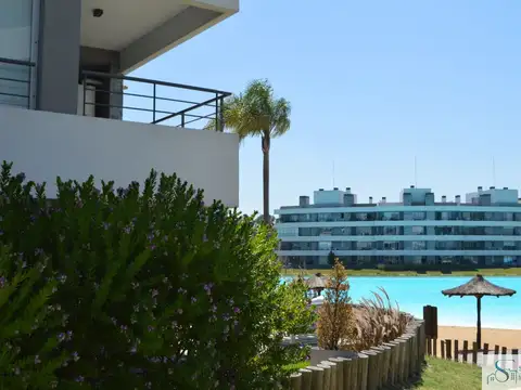 Departamento en venta c/ cochera en Lagoon Pilar