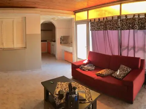 PH AL FRENTE DE 3 AMB MUY BIEN UBICADO CON FINANCIACIÓN