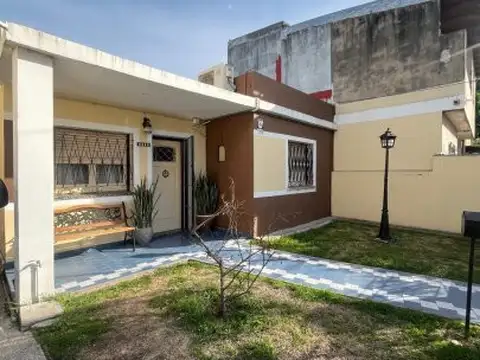 HERMOSA CASA EN VENTA  FLORENCIO VARELA