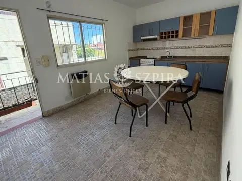 Depto Tipo Casa 3 ambientes con 1 baño