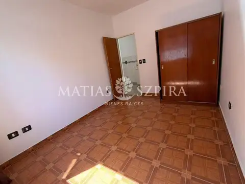 Depto Tipo Casa en Venta al Este
