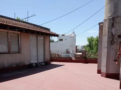 Depto Tipo Casa en Venta 46 años