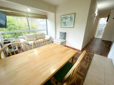 Apartamento en venta en Playa Mansa primera linea