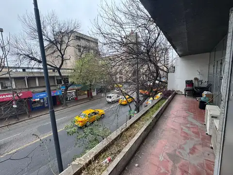 Oficina en Venta 64 años