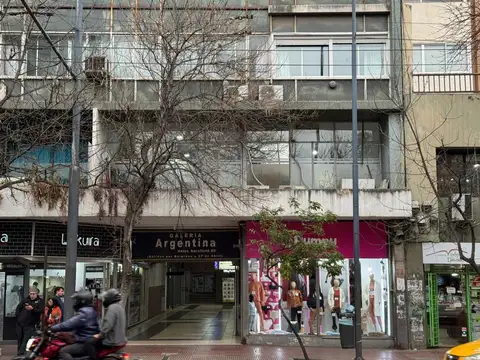 Avenida Vélez Sarsfield 100