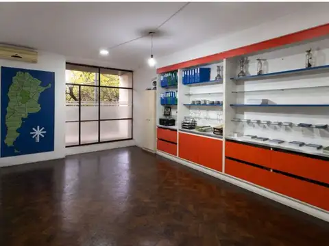Oficina en Venta 64 años