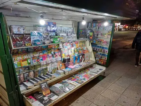Puesto de diarios en venta – Ideal Puesto de Flores - Ubicación estratégica