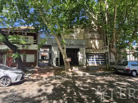 Venta de terreno de 366 m2 en Banfield Oeste