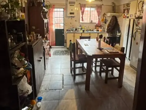 VENTA CASA MULTIFAMILIAR OLIVOS