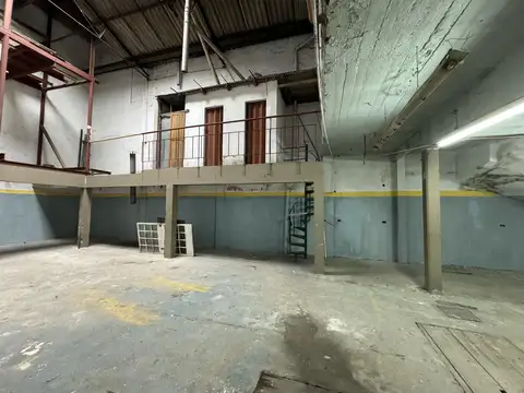 Galpon en Venta 21  mts Fondo
