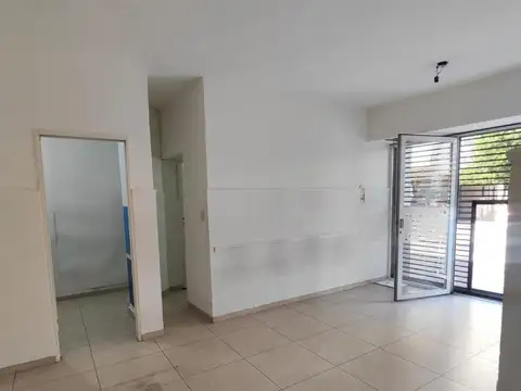 Local en Alquiler en Villa Ballester, $ 1.500.000