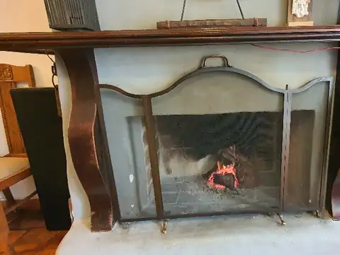 NUESTRAS MALVINAS 1100