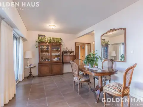 Departamento en Venta con 2 cocheras