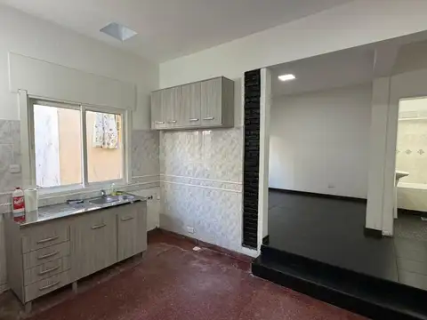 De La Serna 500, Piso 1°