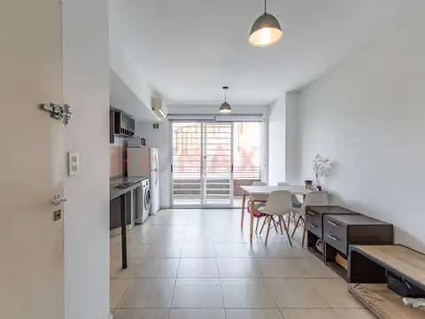 VENTA DPTO DE 2 AMBIENTES EN LANUS 