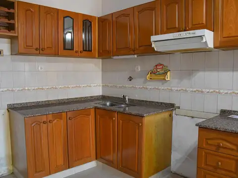 Cerrito al 1100, Álvarez