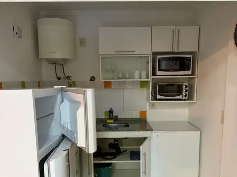 Departamento en Alquiler en Monserrat, $ 700.000