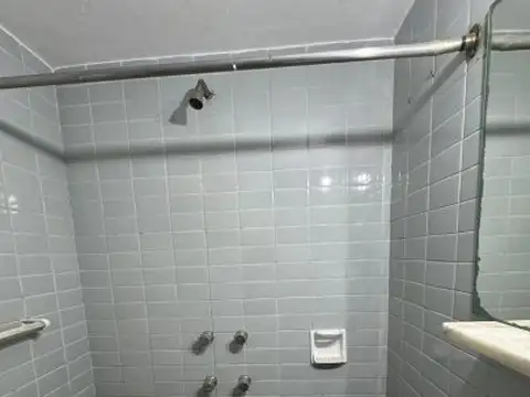 OPORTUNIDAD. MONOAMBIENTE.SAN LUIS 725. PLANTA BAJA.