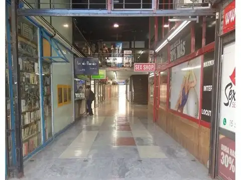 Local en Alquiler en Tribunales, $ 450.000
