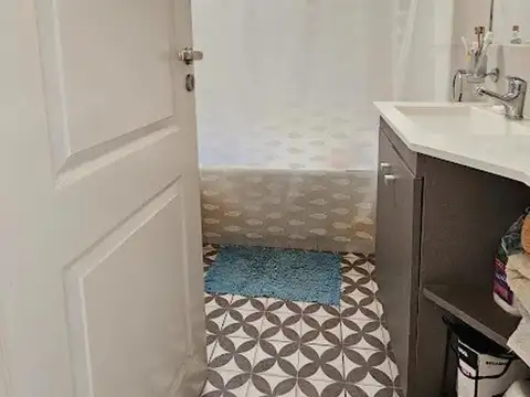 Depto Tipo Casa en Venta con 1 cocheras