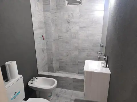 Galpon en Venta 28  mts Fondo