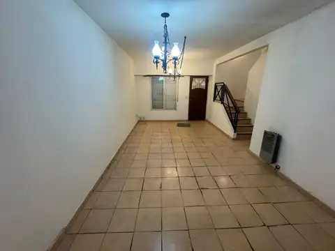 Casa - Alquiler - Argentina, San Miguel - Monseñor Blois 2275