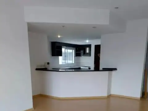 IMPECABLE DEPARTAMENTO 3 AMB C/ COCHERA, MORON!