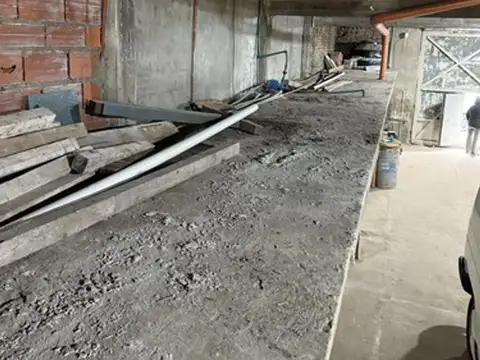 Galpon en Alquiler en Lanús Oeste, $ 1.300.000