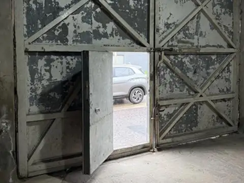 Galpon en Alquiler en Lanús Oeste, $ 1.300.000