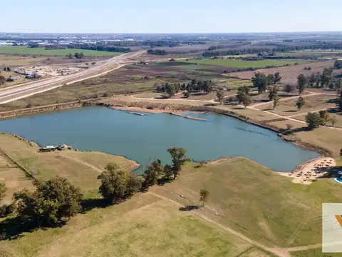 Terreno en venta - 880Mts2 - Aluen, Tristán de Suarez