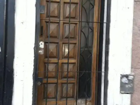 PH 4 AMBIENTES CONSTITUCIÓN TERRAZA PROPIA.