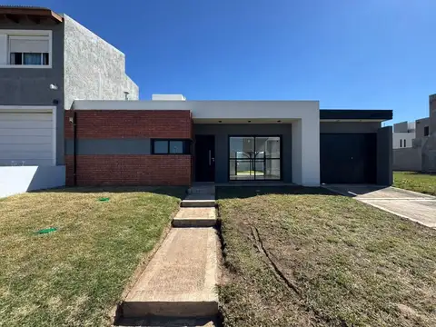 Casa en Venta en Countries y Barrios Cerrados en Córdoba Capital, Capital