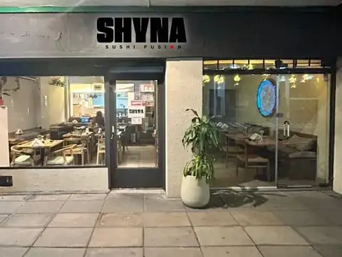 VENTA 2 LOCALES UNIFICADOS CON RENTA 7% GASTRONOMICA