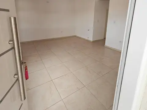 Departamento en Alquiler en Maipu, $ 700.000