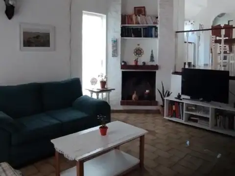 Paseo 103 bis e/ Boulevard Gesell y Avenida 13