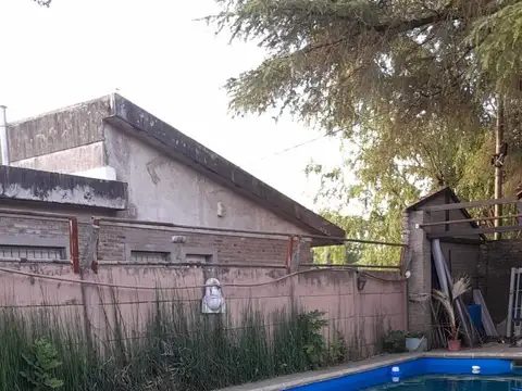 Celedonio Escalada 400