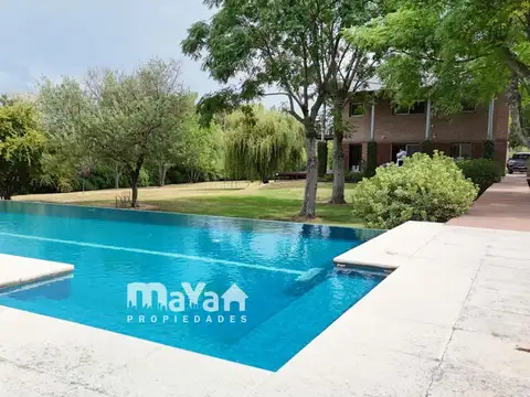 CASA EN VENTA - LAS LOMADAS 