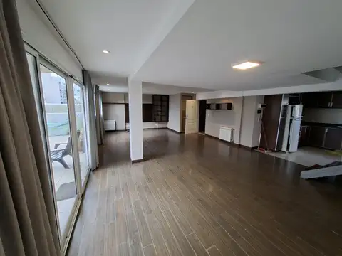 Departamento en Alquiler de 4 ambientes