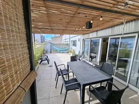 Departamento en Alquiler con 2 cocheras