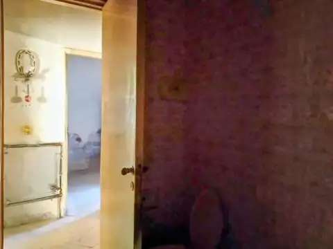 Casa en Olivos a refaccionar - Excelente ubicacion 