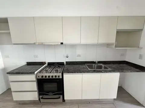 Departamento 4 ambientes con 1 baño