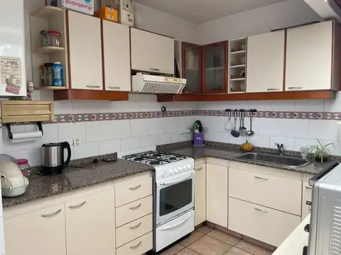 Depto Tipo Casa en Venta al Este