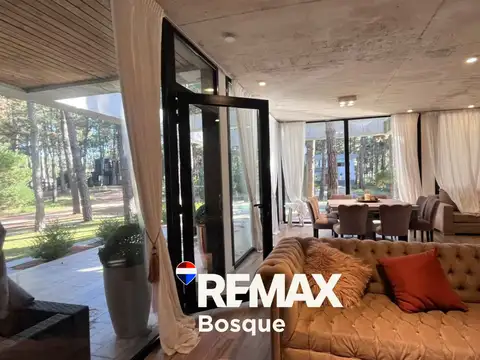 Casa en Venta en Villarobles, USD 320.000