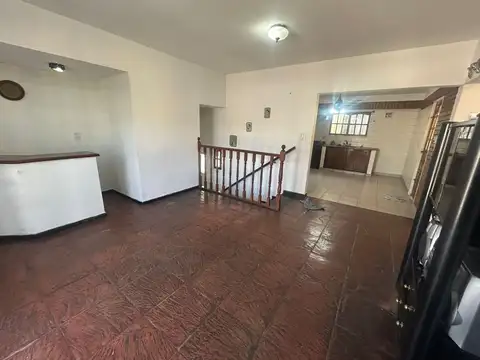 Depto Tipo Casa en Venta con 2 cocheras