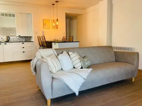 Departamento en Alquiler en Zona Guemes, USD 900